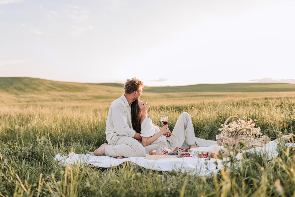 A couple enjoy a picnic just outside of St Albans